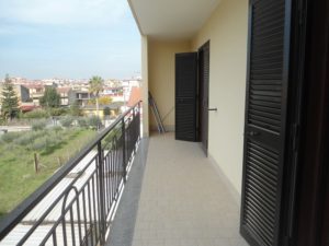 Appartamento su due livelli Acerra Zona Spiniello balcone