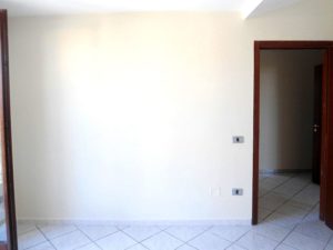 Appartamento in affitto tre vani