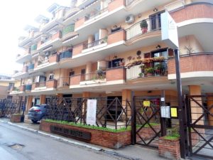 Locale commerciale in affitto