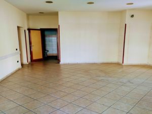 Locale commerciale in affitto