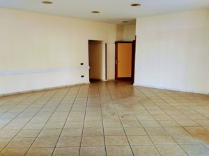 Locale commerciale in affitto